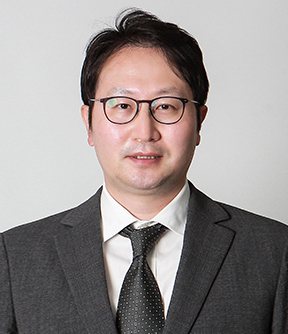 부회장 박정근