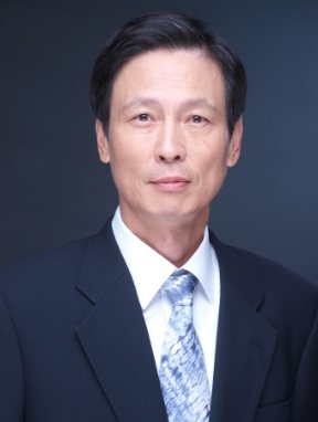 第8代会長団 会長 황영중